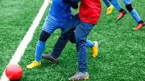 [中国男足]世预赛主场惜败澳洲队